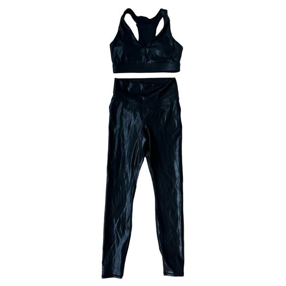 $150 Fabletics Shiny Black Foil 2-Piece Bra/Leggings Extend Workout Set - S - Picture 3 of 6
